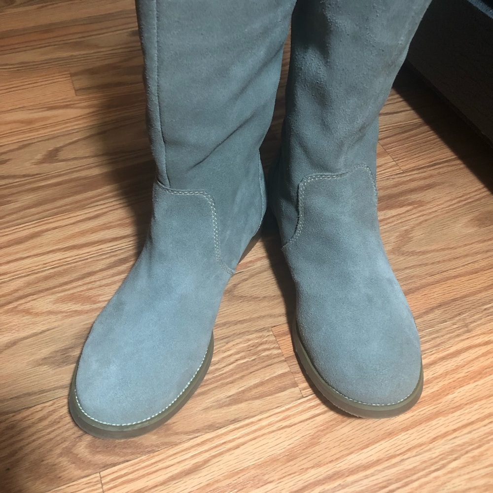 Women light gray casual suede boots booties